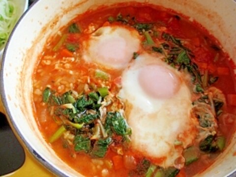 ソーセージとお豆のカレートマトスープご飯